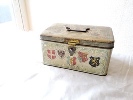 Rare très ancienne boite en fer blanc, pour l’humanité