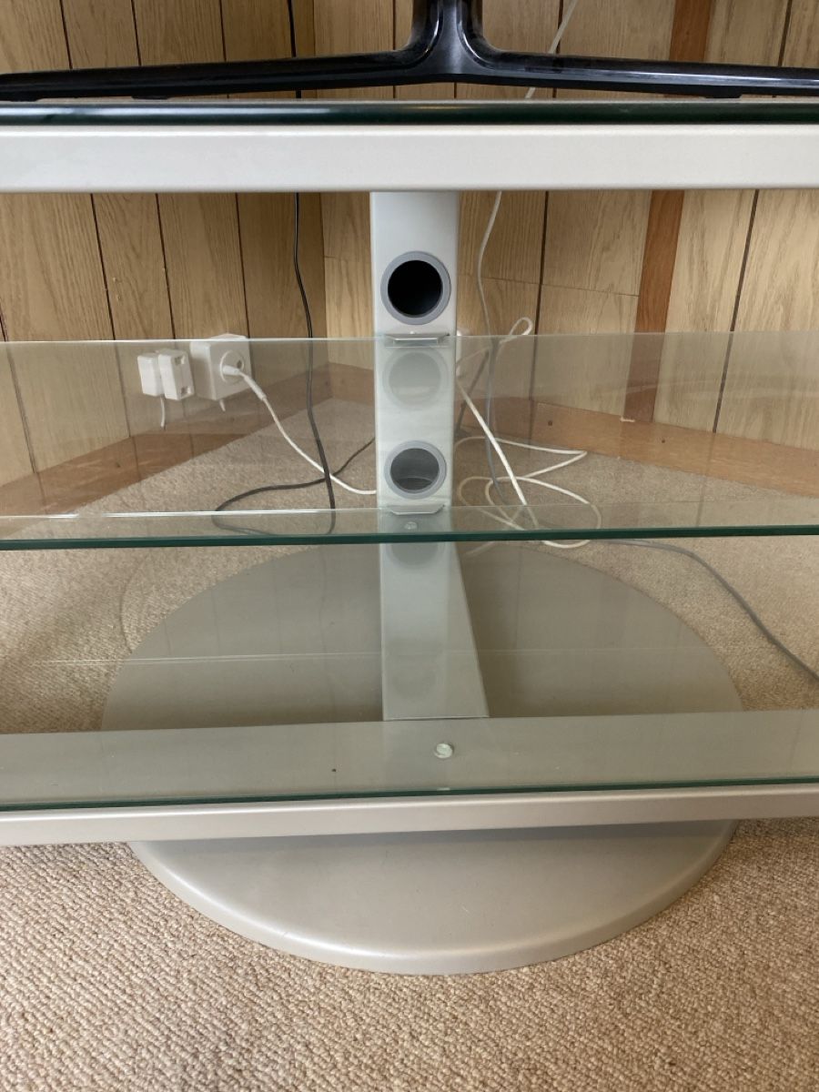 Mobili TV: TV-Möbel Metall und Glas – Usato da Urdorf venduto da Resumasa 1