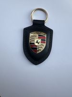 Porte-clés cuir noir logo Porsche 