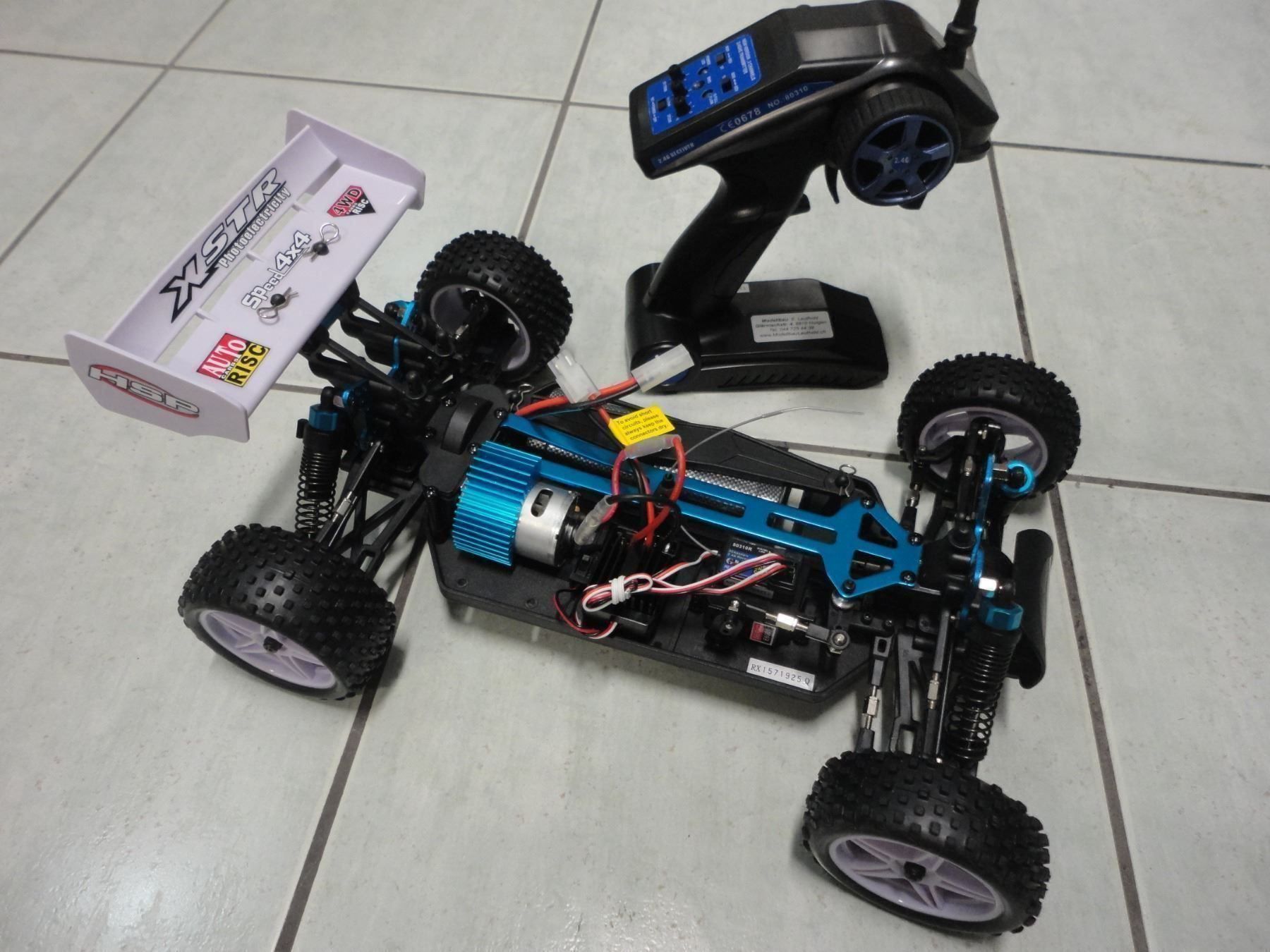 RC Modellbau: Buggy 1:10 Allradantrieb Neu alles dabei – Neu und originalverpackt aus Horgen von RcModell 4