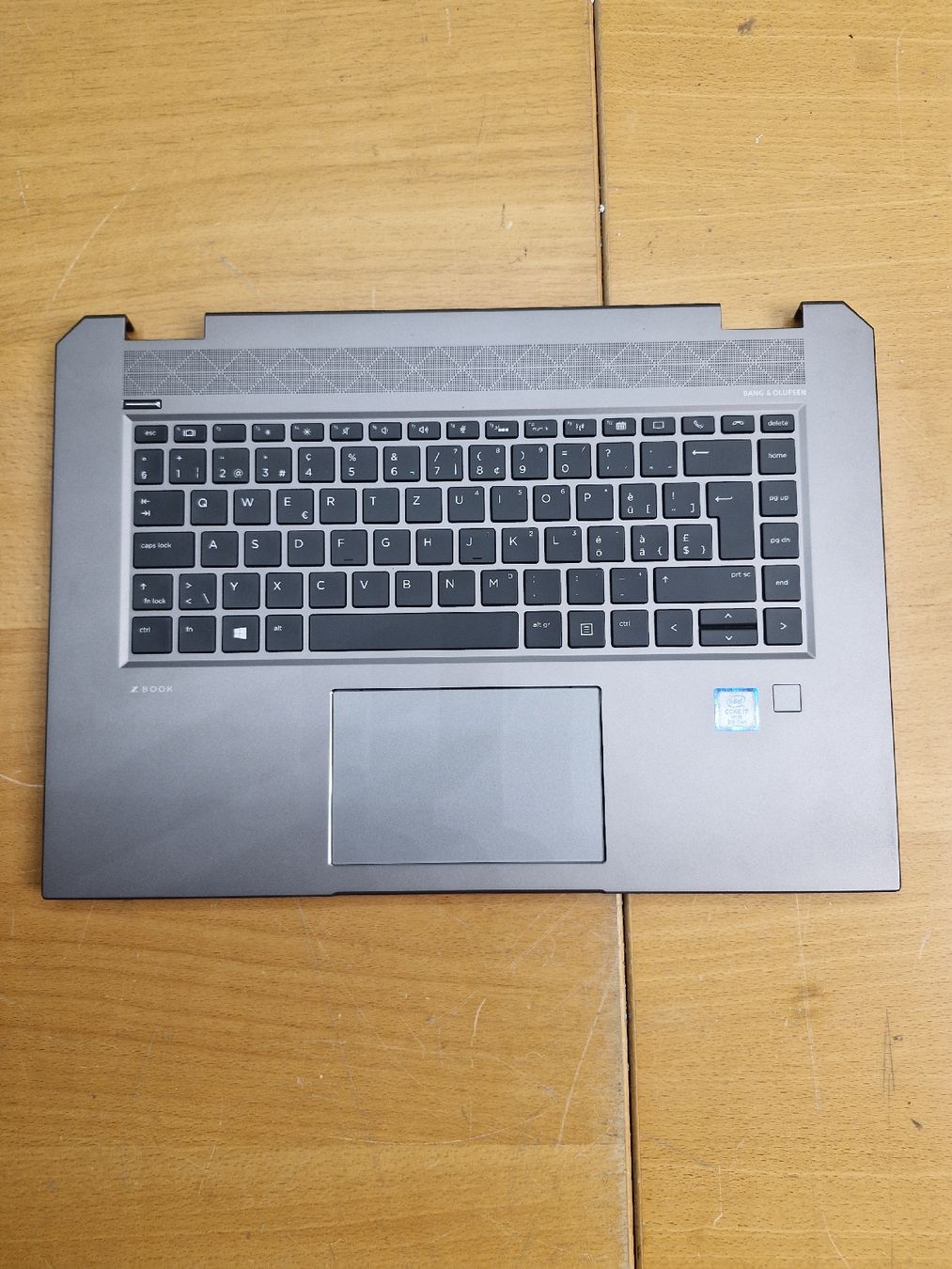 Hewlett Packard Tastiere: Zbook Studio G5 Tastatur komplett  – Usato da Adliswil venduto da SaveElektro