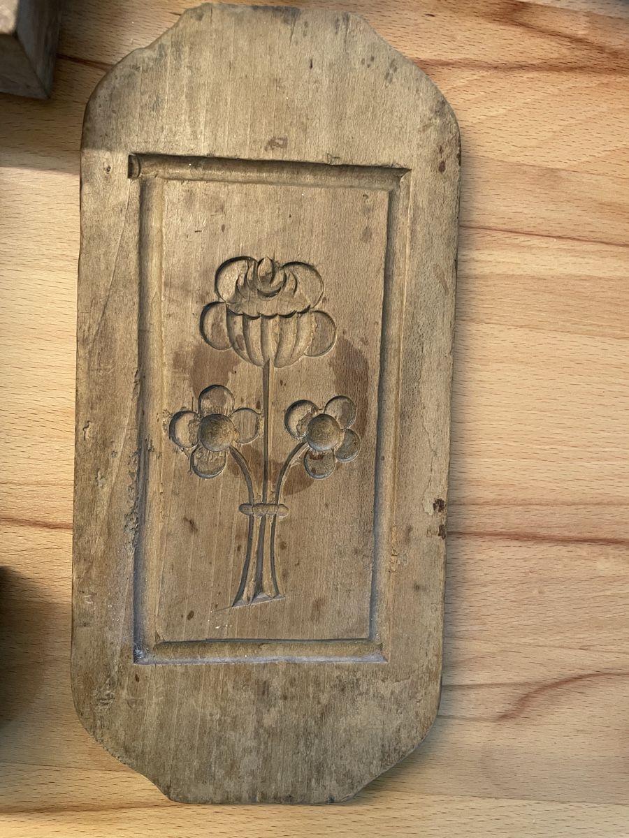 Articoli in legno: Alte Butterform aus Holz – Usato da Therwil venduto da Loup000 1