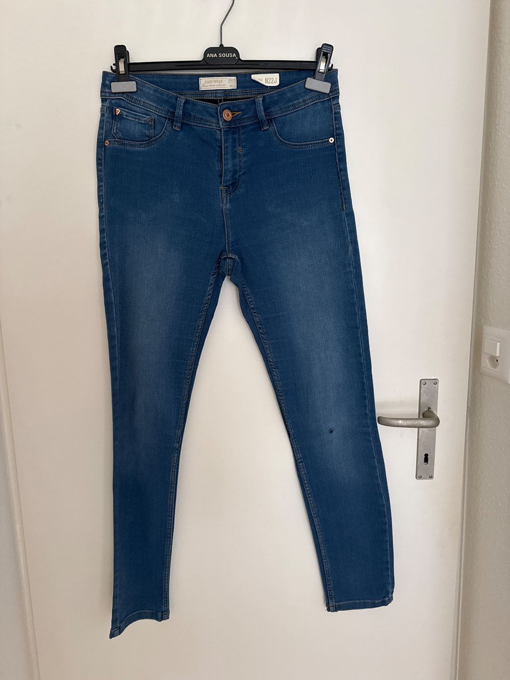 Jeans: Jeans EASY WEAR 40 – Defekt aus Horgen von linuxrp