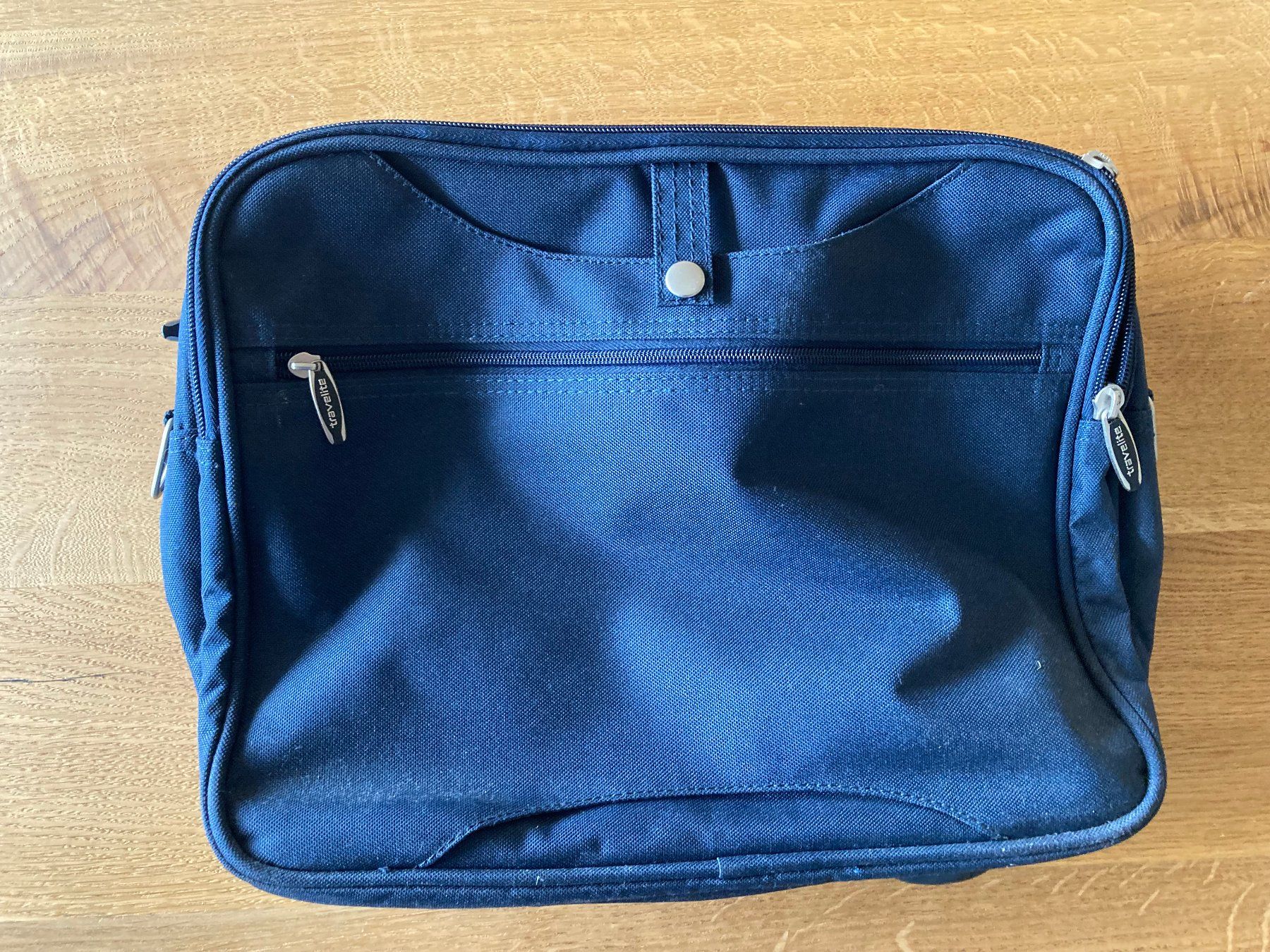 Borse: Reisetasche Laptop CAPRI  - Farbe Marine – Usato da Stäfa venduto da koopjesnu 2