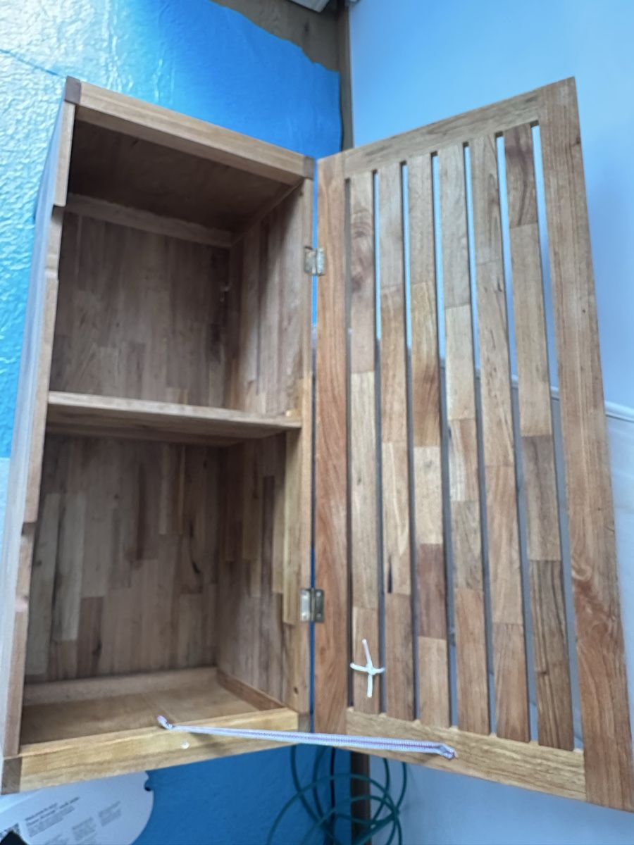 Cassapanche: Holztruhe mit Sitzpolster – Usato da Liestal venduto da Robel87 1
