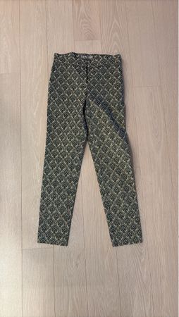 Stylish Patterned Trousers - Perfect for Autumn! Size 8