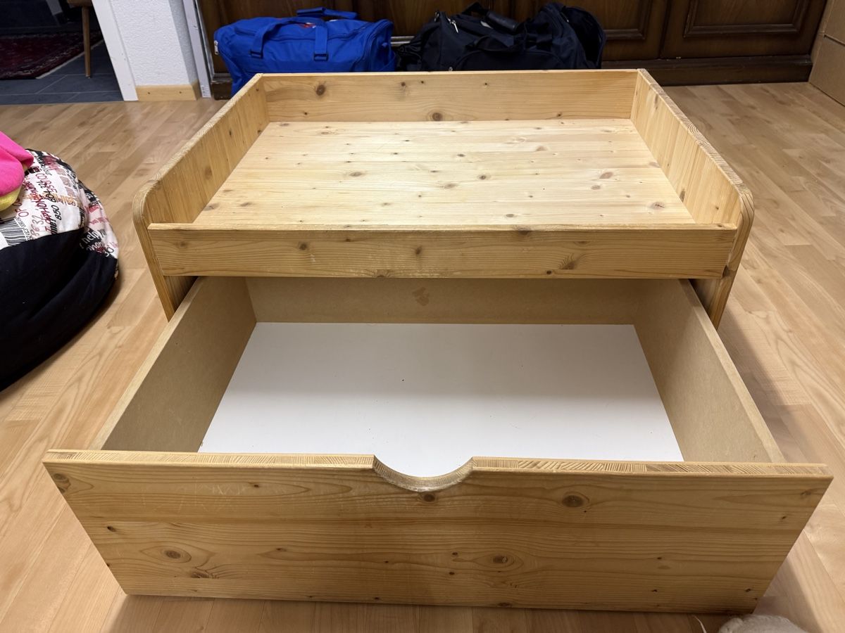 Cucce & Letti: Hundekiste Holz – Usato da Schindellegi venduto da andreag09