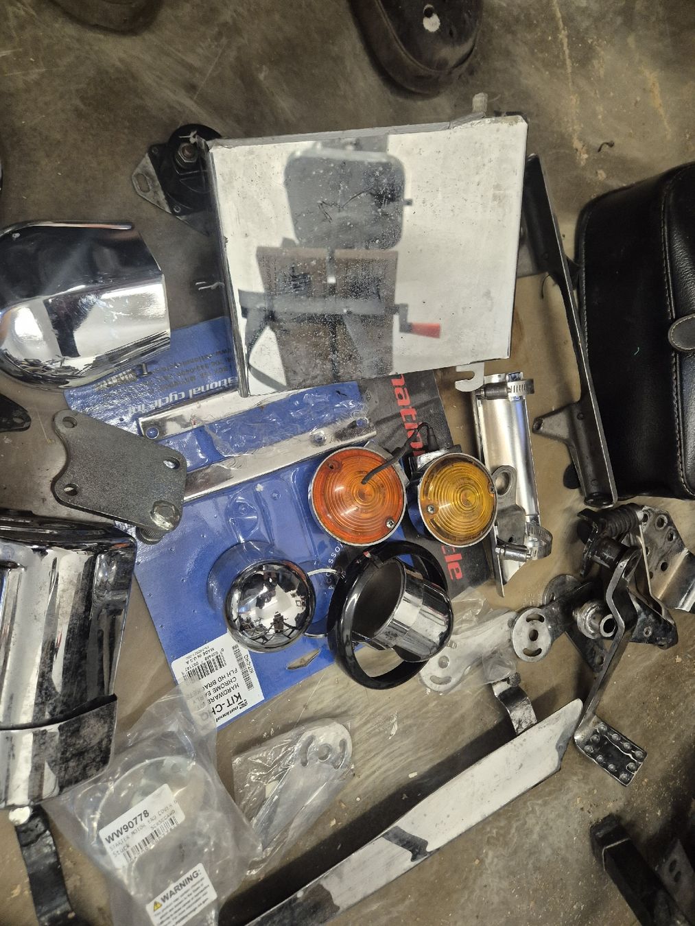 Harley-Davidson Tutti i ricambio per moto: Konvolut hatley Davidson shovelhead teile – Usato da Balgach venduto da andreas4321 1