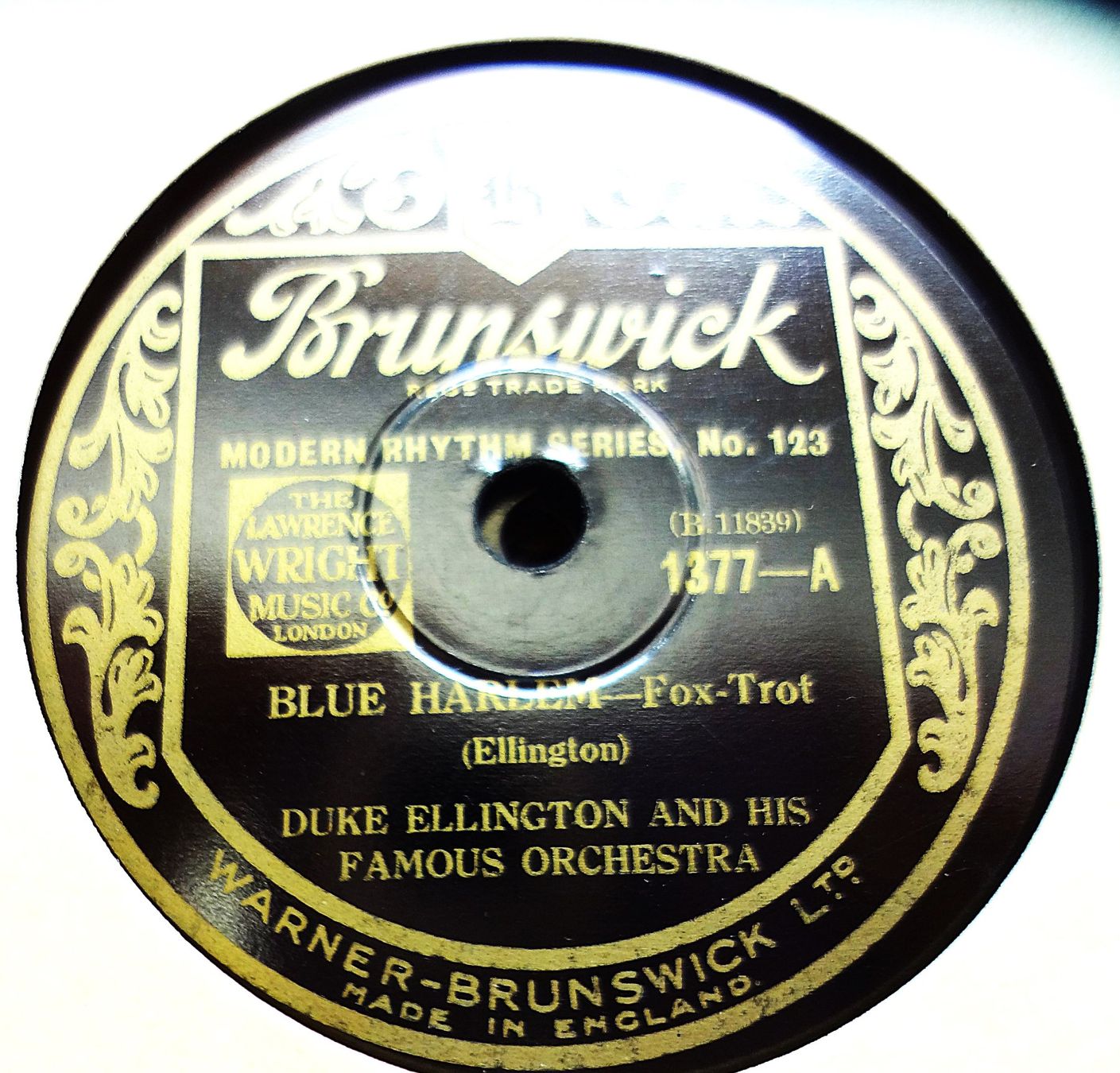 Dischi in vinile: Duke Ellington, Album mit 12 Jazz Schellackplatten – Usato da Hemishofen venduto da Phonomandy 1
