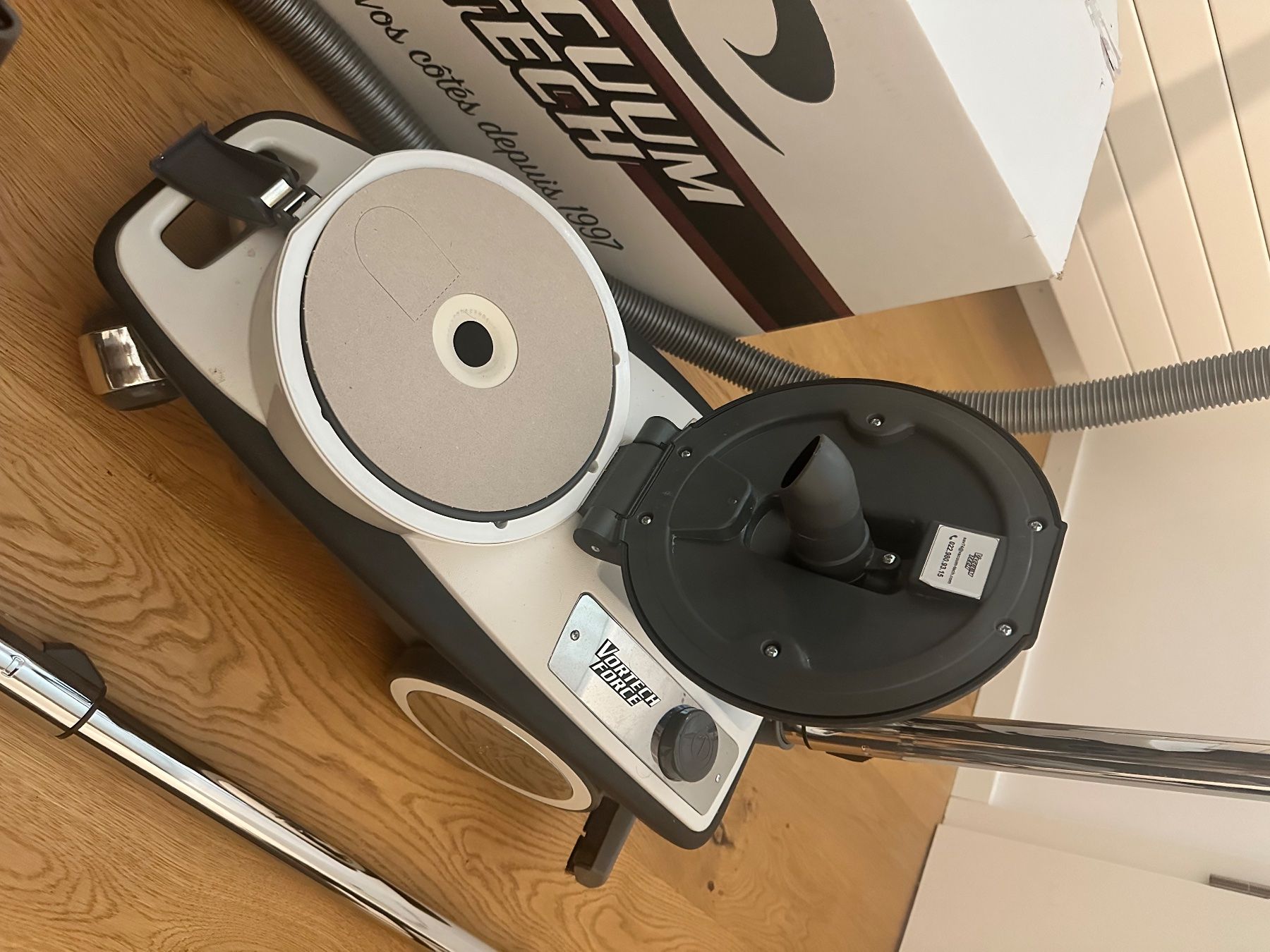 Aspirapolveri & Accessori: Aspirateur professionnel Vortex Force – Usato da Belfaux venduto da nic_jn9s 1