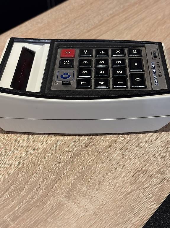 Taschenrechner: Commodore MM2 Taschenrechner – Gebraucht aus Ballwil von Buggy20 2