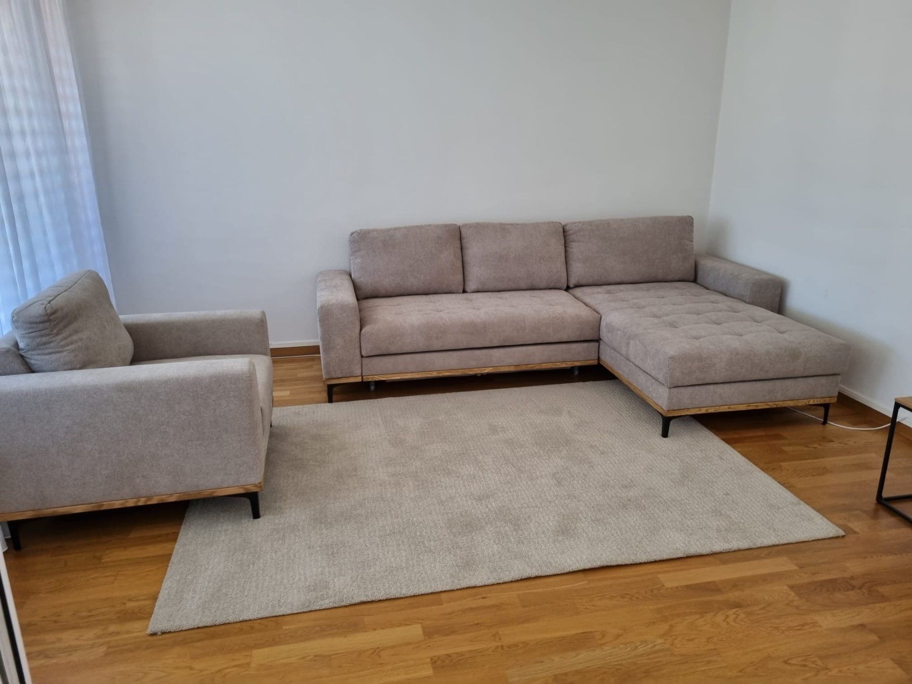 Divani: Ecksofa mit Sessel, modernes Design, guter Zustand – Usato da Wettingen venduto da shq_h9f9 1