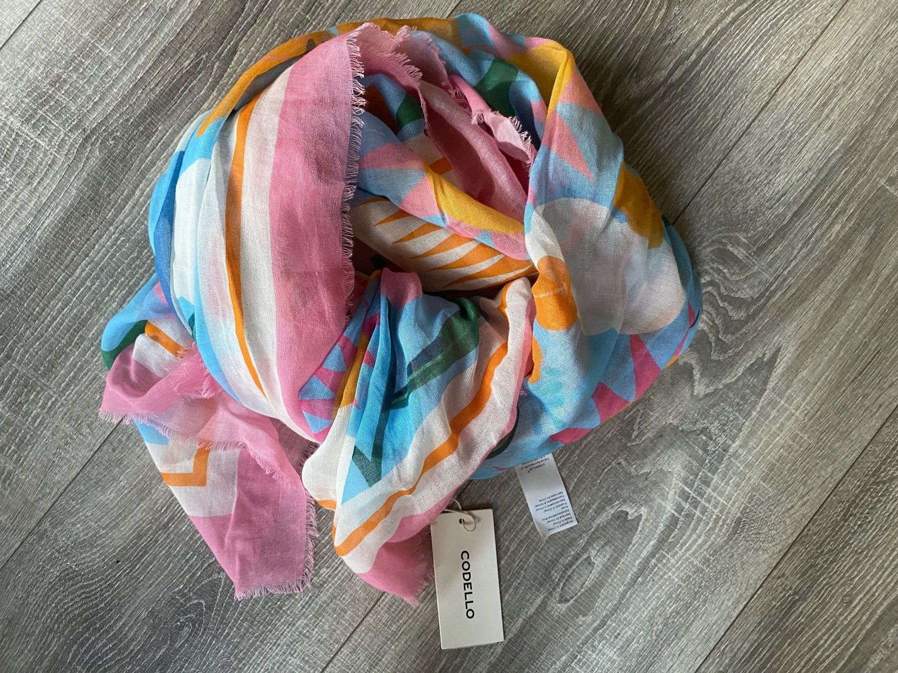 Codello Foulard & Sciarpe: Codello Schal, neu mit Etikett, Muttertagsgeschenk! – Nuovo e nell'imballaggio originale da Spiegel b. Bern venduto da corn2009
