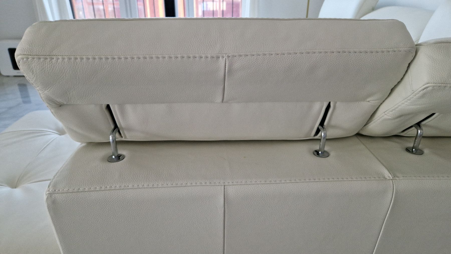 Sofas: Calia Italia Echtleder Ecksofa weiss – D'occasion à Rafz par Jirga 9