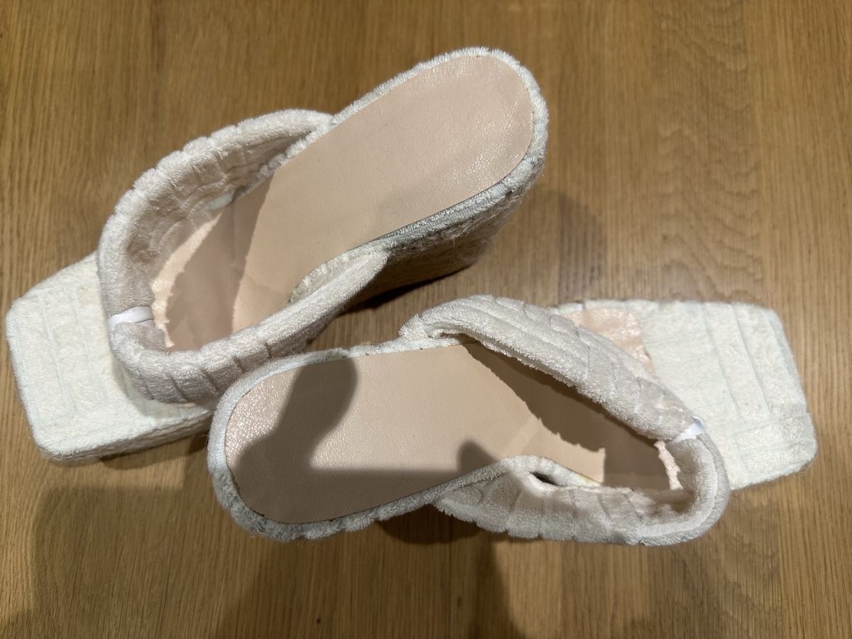 Damenschuhe: Sommerliche Keilsandalen Gr. 40 – Neu (gemäss Beschreibung) aus Unterkulm von mahu87 1