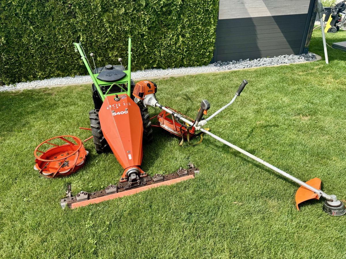 Stihl Tondeuses à gazon: Stihl Trimmer & Agria 5400 – D'occasion à Safenwil par kitty06 9