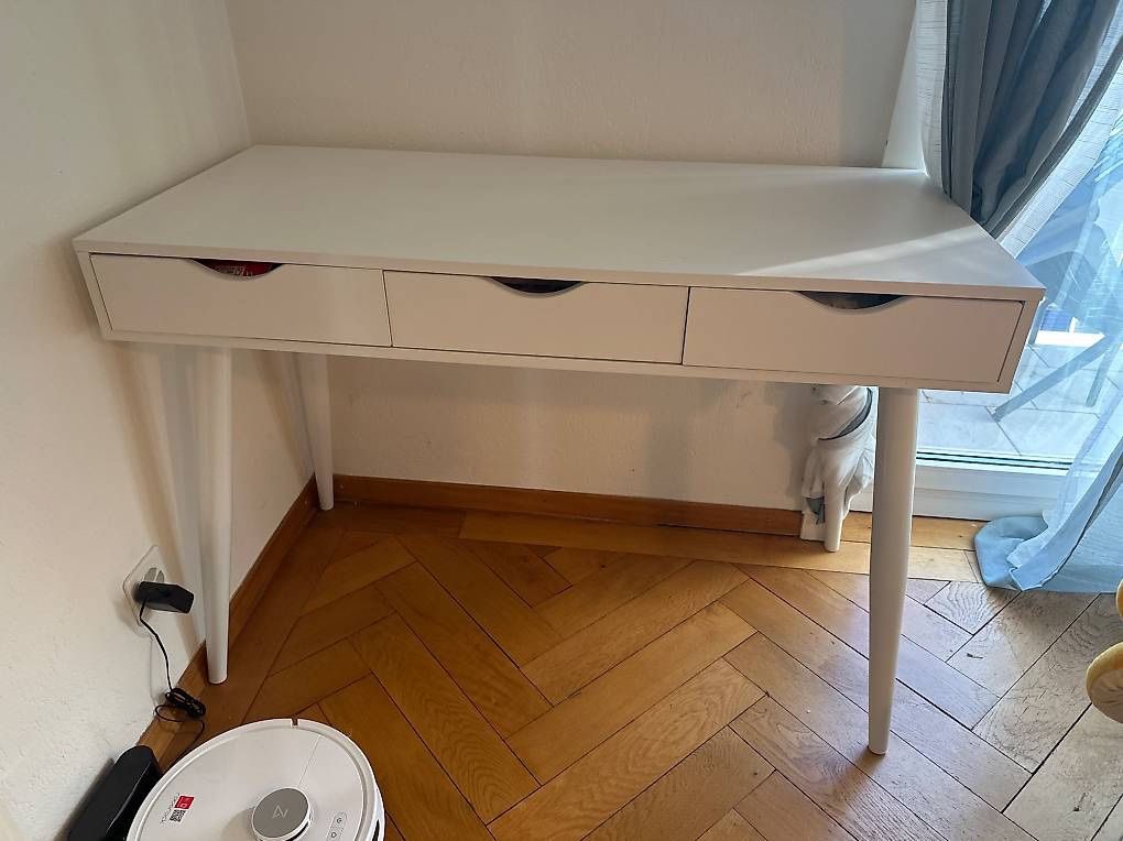 Bureaux: Schreibtisch weiss – D'occasion à Zürich par jes_78gl 1