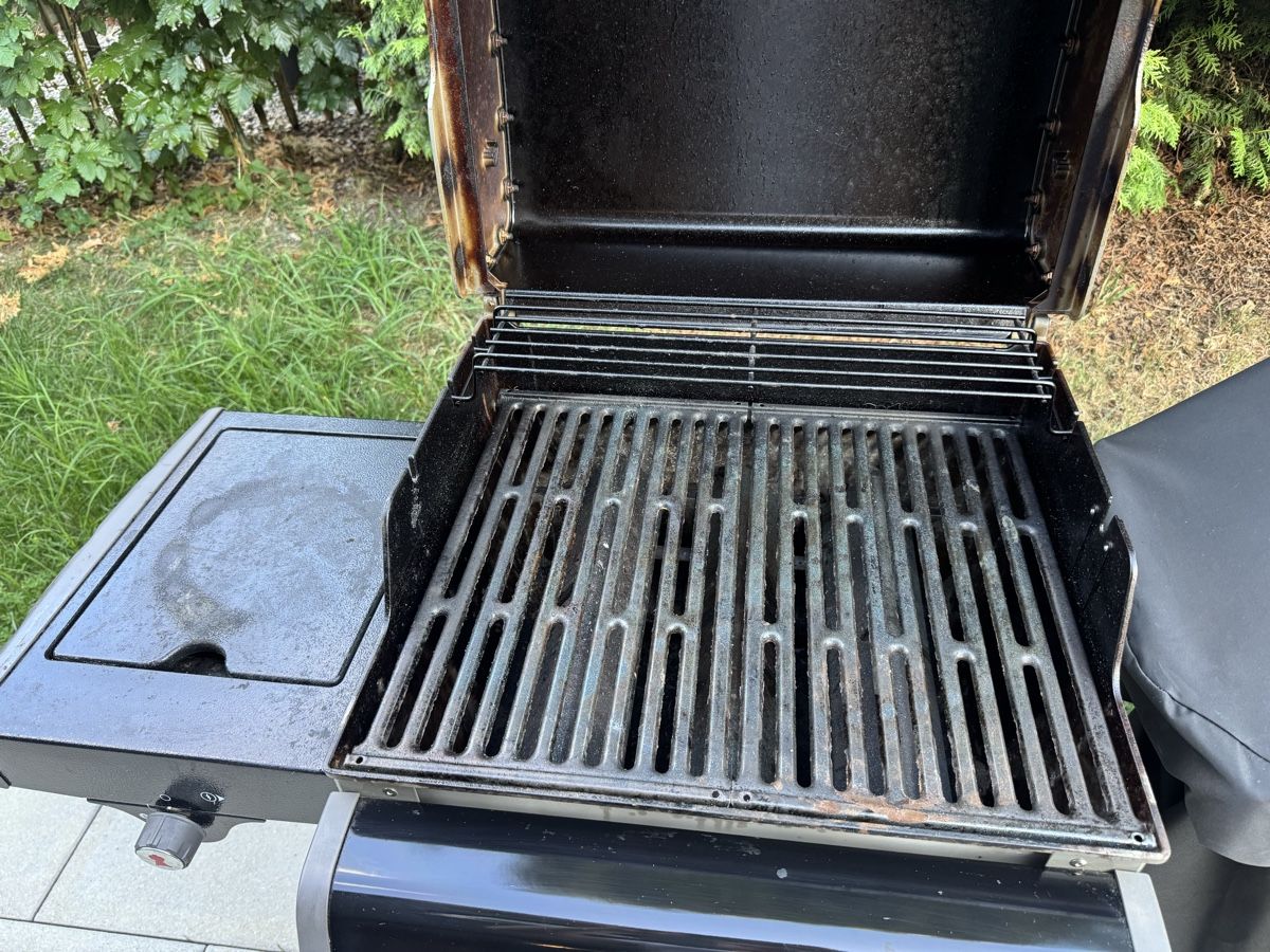 Weber Griglie: Weber Gasgrill Spirit E-220 Classic – Usato da Bonstetten venduto da ste_b87b 1