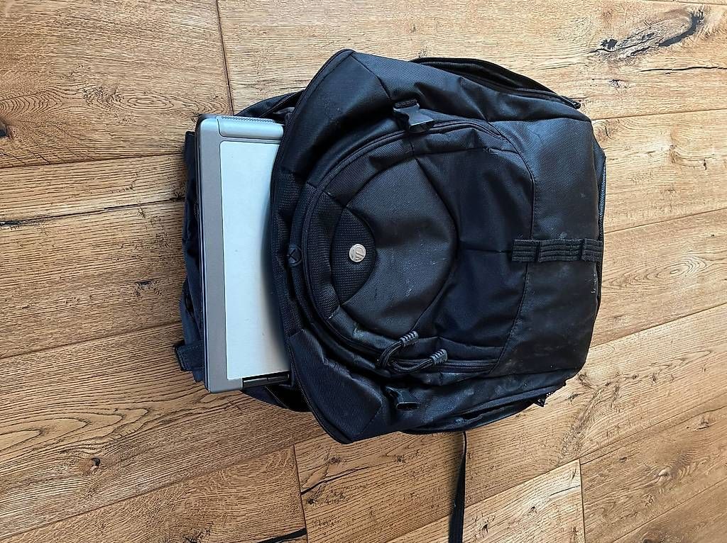 Dell Portables: Dell Precision M6300 mit Tasche/Rucksack – D'occasion à Urswil par agcm10 4