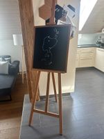 Staffelei mit Kreidetafel