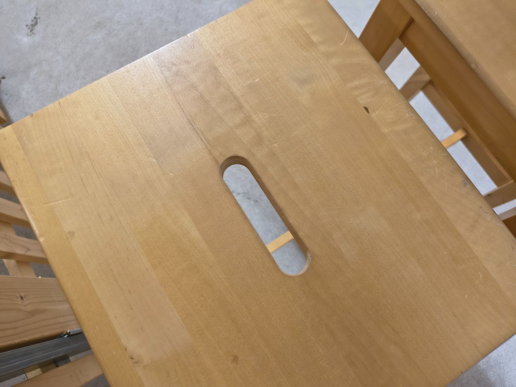 Ikea Set di tavolo e panche: Ikea Hochtisch und Hochstühle – Usato da Zürich venduto da car_w65f 7