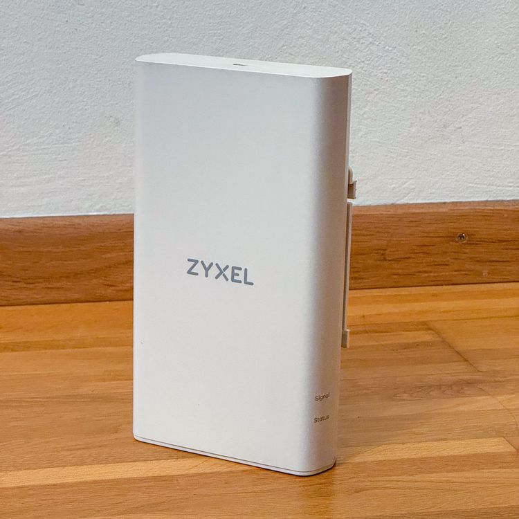 Zyxel NR7302 5G-Outdoor Router (Gebraucht) in Jona für CHF 250 – mit ...