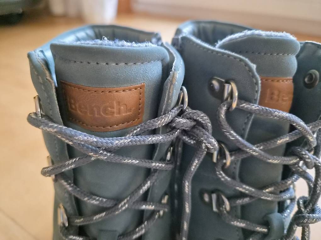 Bench Scarpe per ragazze: Bench Winterschuhe, Gr.33 – Usato da Russikon venduto da i_laura 1