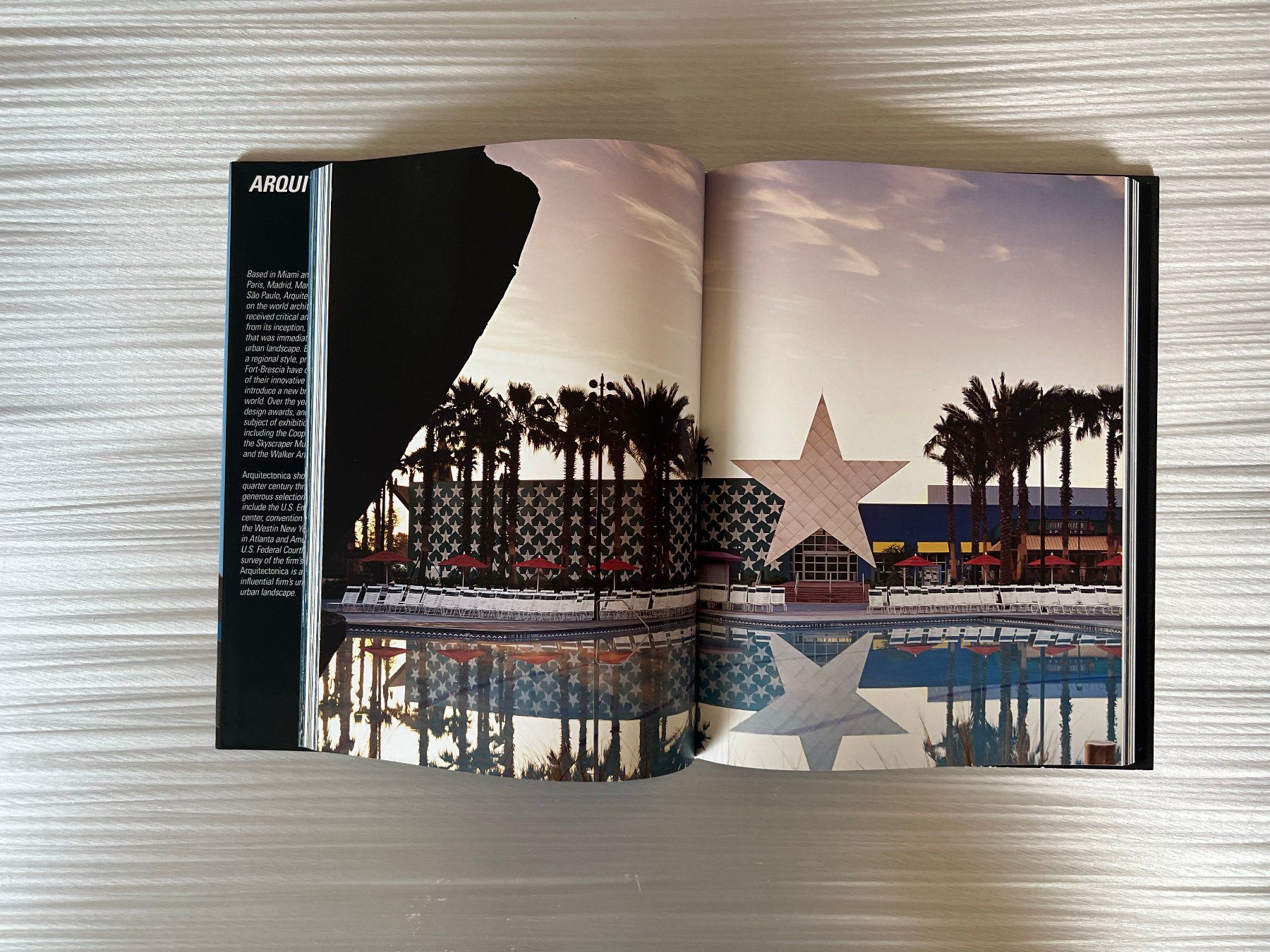 Livres: Architecture book: Beth Dunlop - Arquitectonica – D'occasion à Zürich par Abost 2