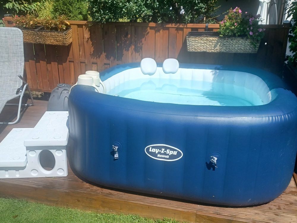 Whirlpool Lazy Spa inkl. Treppe! Kaufen auf Ricardo