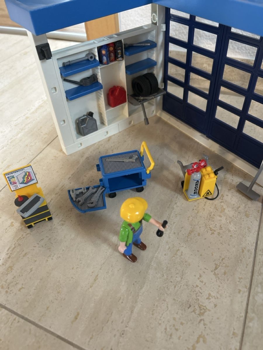 Playmobil Spielzeuge: Playmobil Autowerkstatt – Gebraucht aus Fischbach- Göslikon von Rommel 1