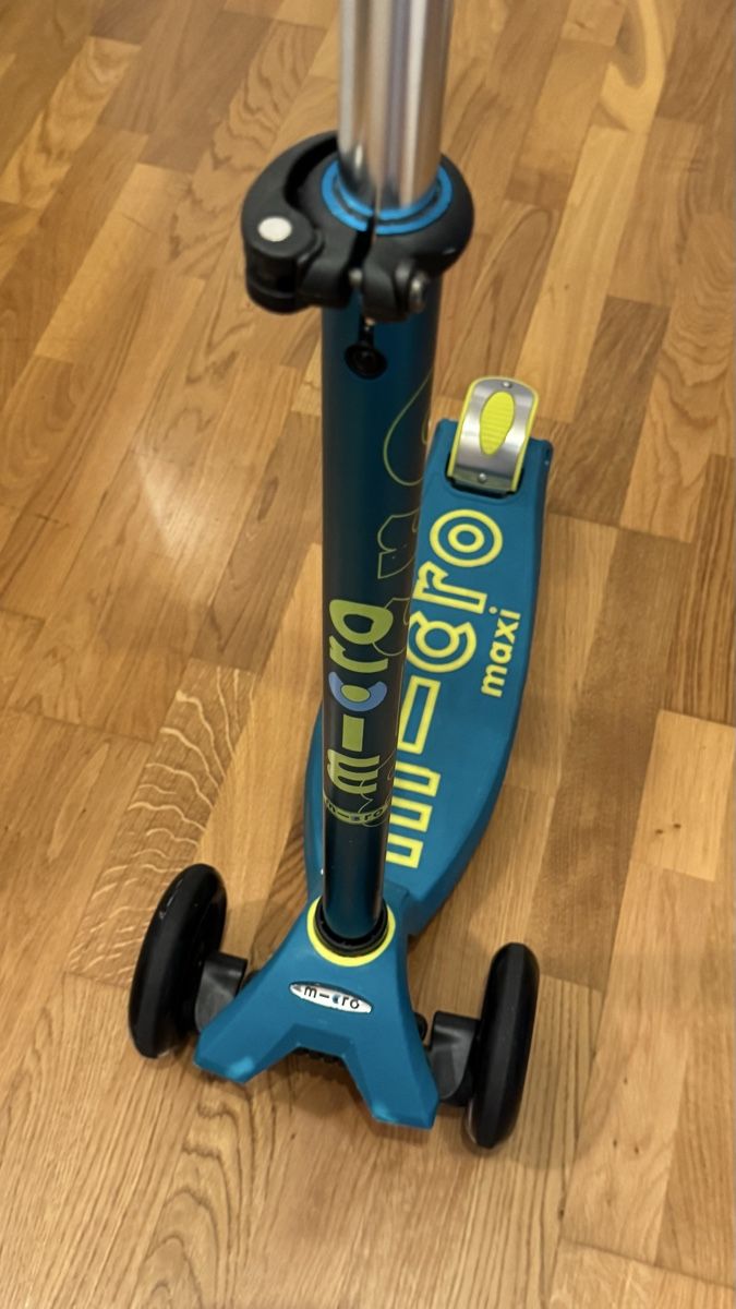 Micro Kickboard: Micro Maxi Roller Kinder gebraucht in Top Zustand – D'occasion à Bülach par mp1010 1