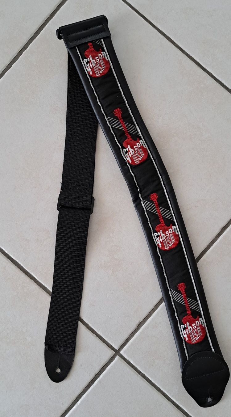 Gibson Instruments de musique: ***** Gibson Guitar Strap – D'occasion à Villaz-St-Pierre par Ubid 1