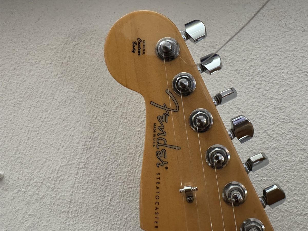 Fender Strumenti musicali: Fender Stratocaster USA Left – Usato da gurzelen venduto da ster402 2