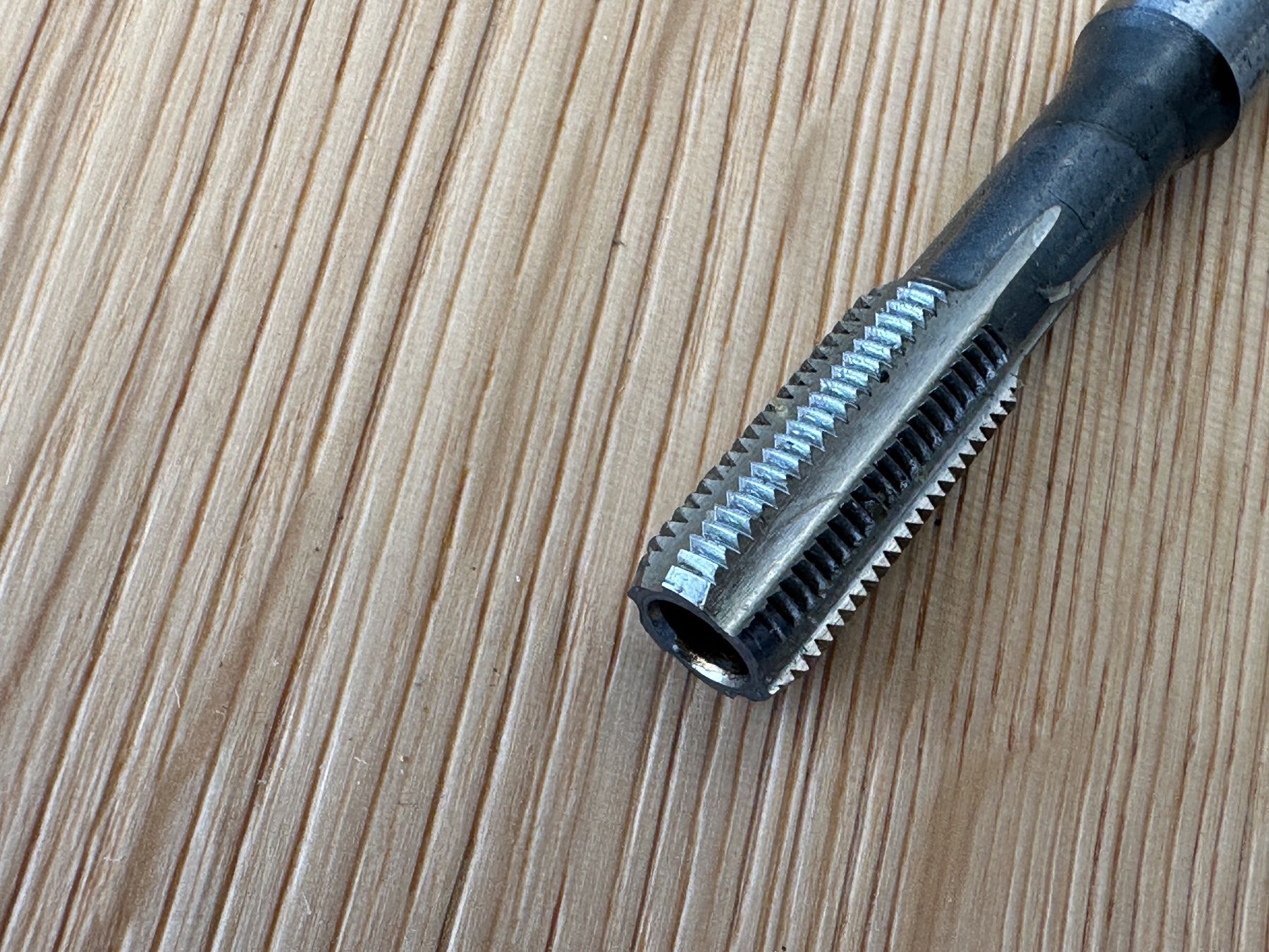 Tutti gli attrezzi: Gewindebohrer M7.5 x 0.75 - 6G  >>NEU<< #6.3.4 – Nuovo e nell'imballaggio originale da Kestenholz venduto da hstech.ch 2