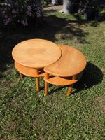 Runder & Mond-Beistelltisch Massivholz, team7