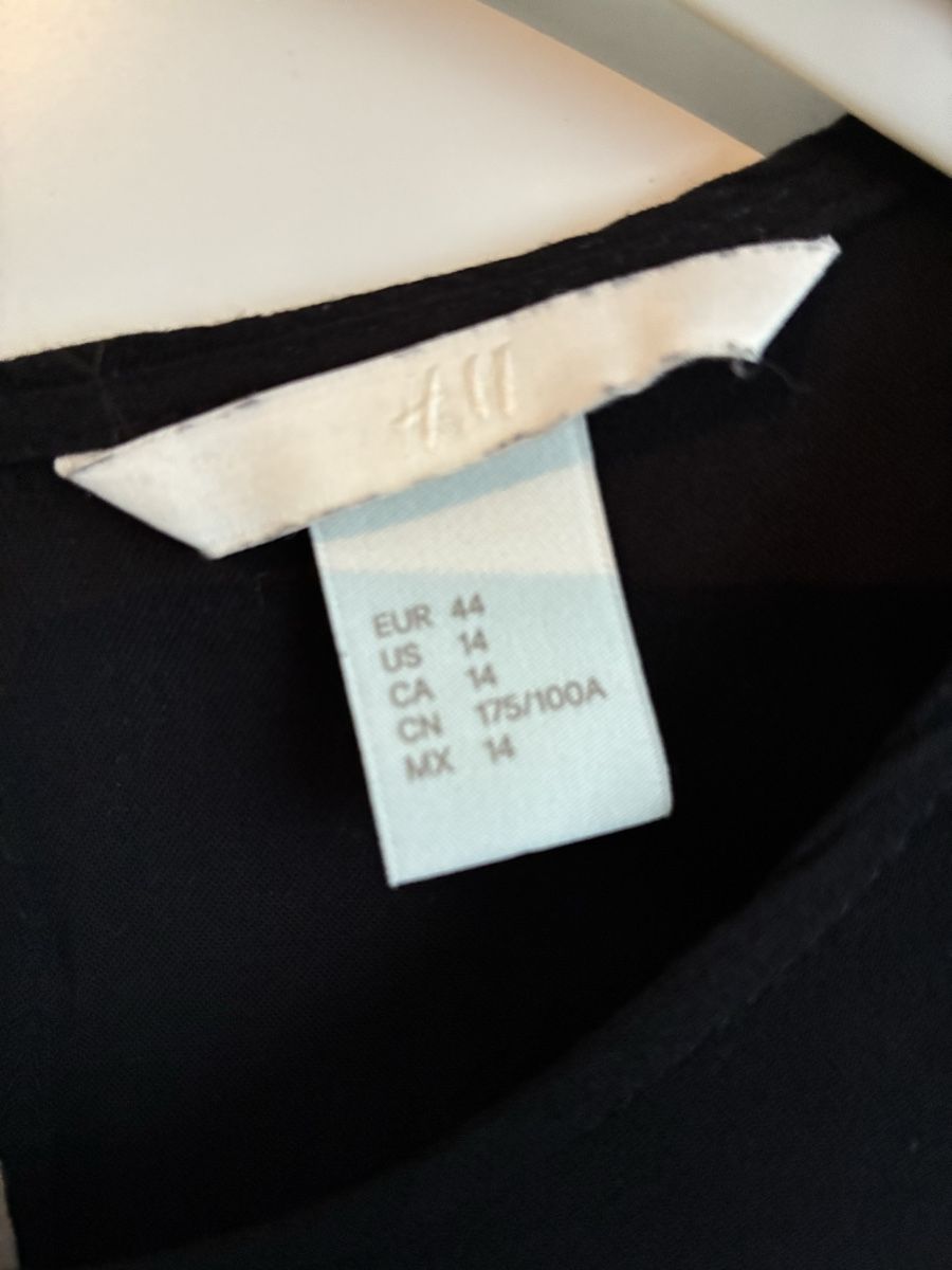 H&M Vestiti: Schwarzes Kleid H&M Gr. 44 – Usato da Sursee venduto da Vogi68 1