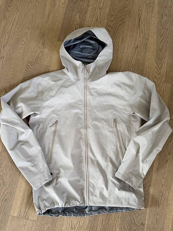 Giacche: Arc'teryx Beta Jacket – Nuovo e nell'imballaggio originale da Aarau venduto da Marylou90
