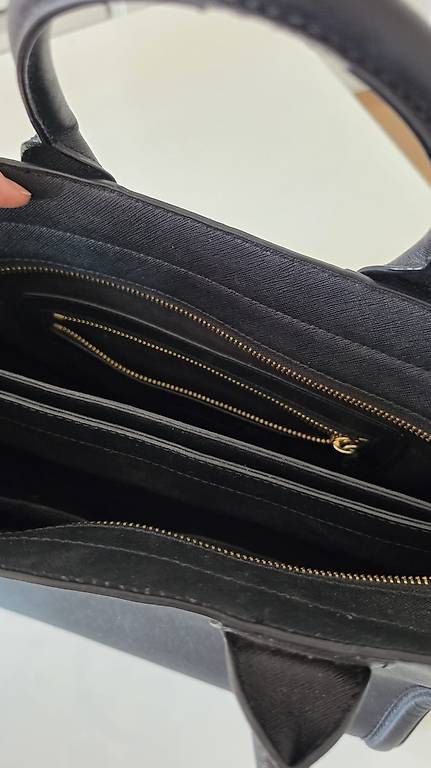 Borse da donna: Handtasche von Karl Lagerfeld – Usato da Wängi venduto da bm8677 1