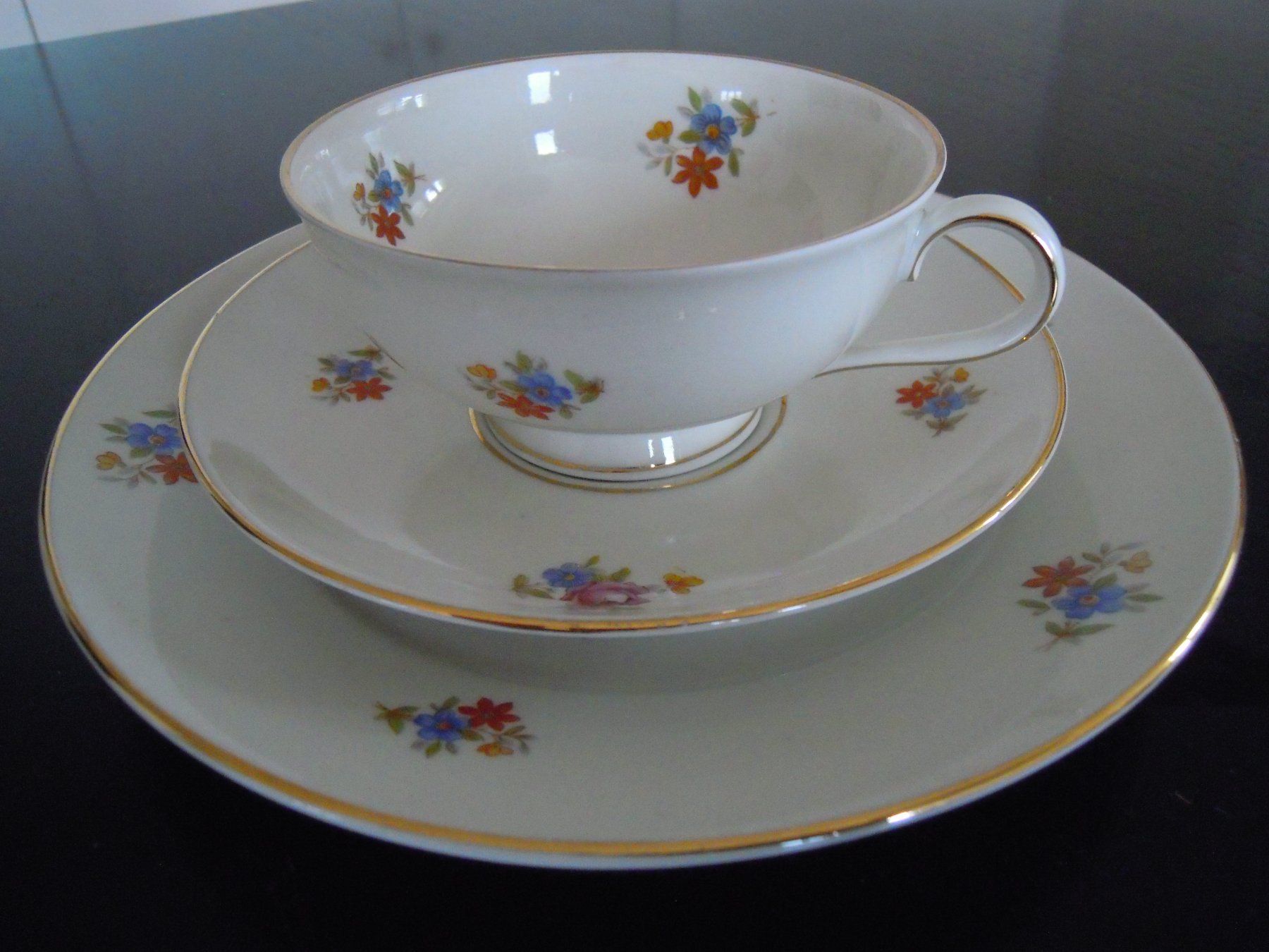 Set di piatti: Kaffee-/Teeservice - 50er Jahre – Nuovo (secondo la descrizione) da Hünibach venduto da keypin01 1