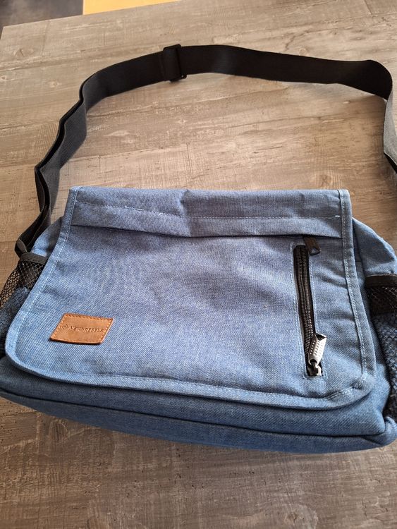 Borse da donna: Schultertasche  NEW REBELS  Jack Wolfskin – Nuovo (secondo la descrizione) da Hasliberg Wasserw venduto da niit