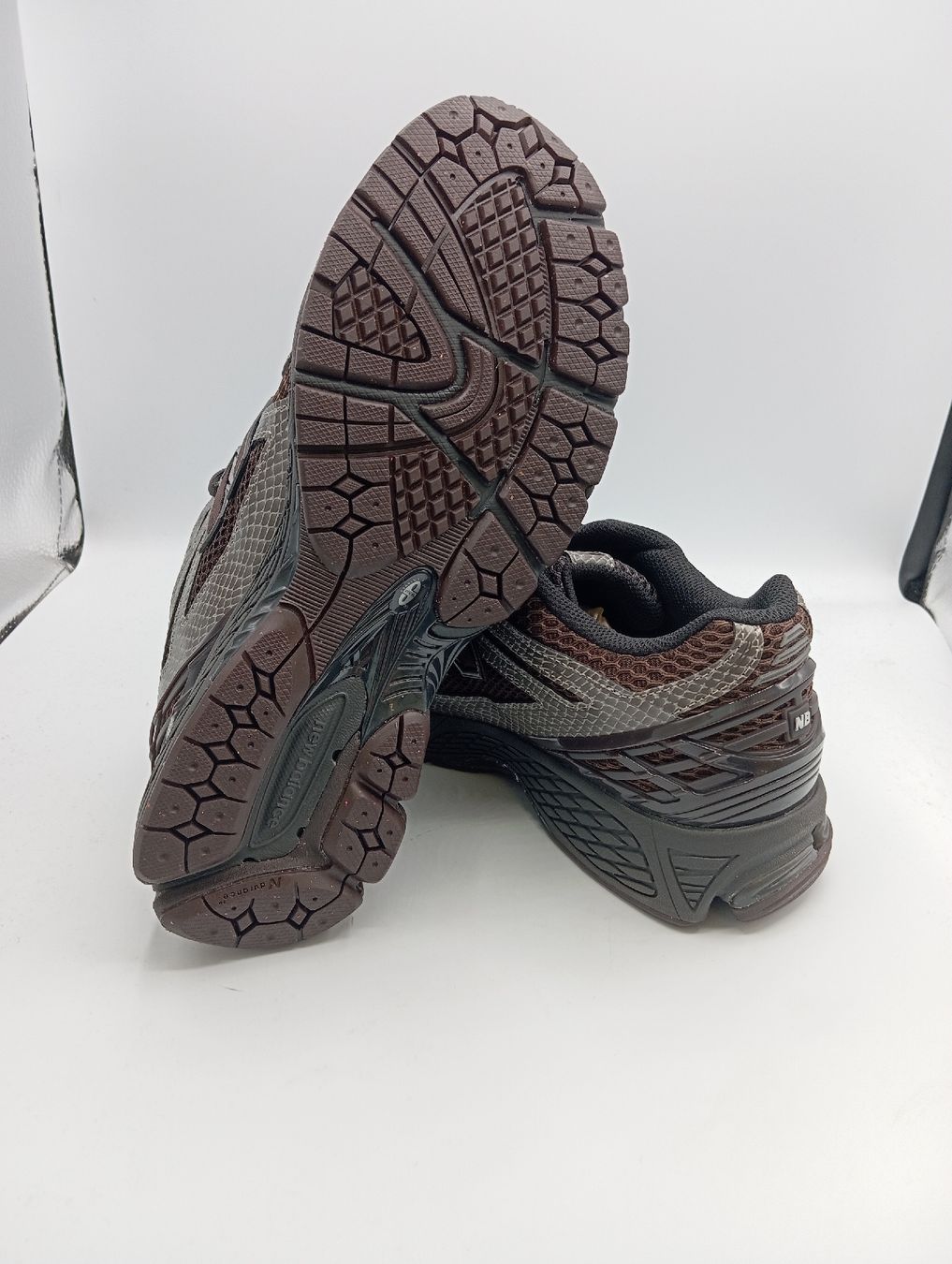 New Balance Scarpe da uomo: New Balance 1906 (EU42) – Nuovo e nell'imballaggio originale da Schaffhausen venduto da outlez 7