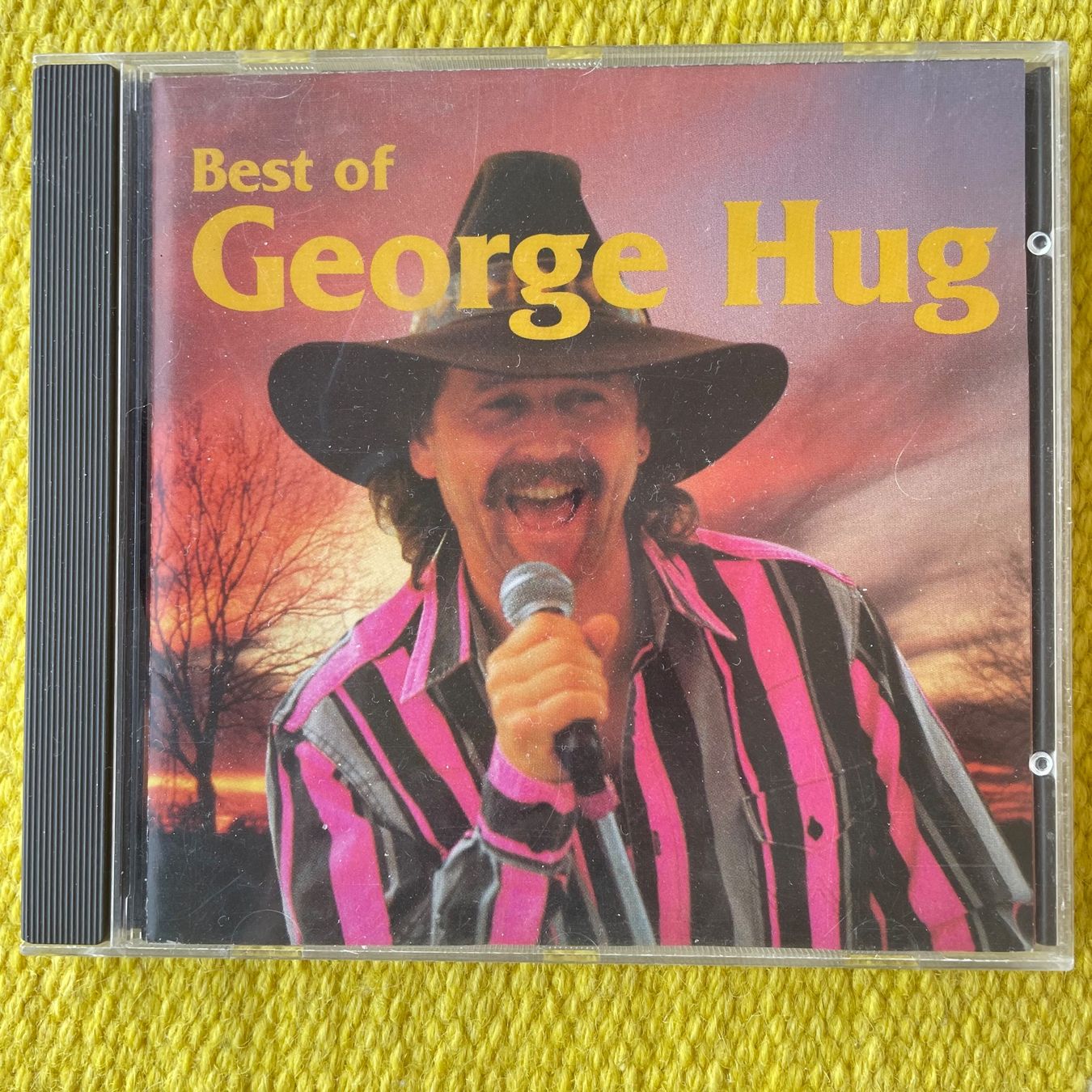 CDs: GEORGE HUG-BEST OF – Gebraucht aus Rorschacherberg von CD-Roli