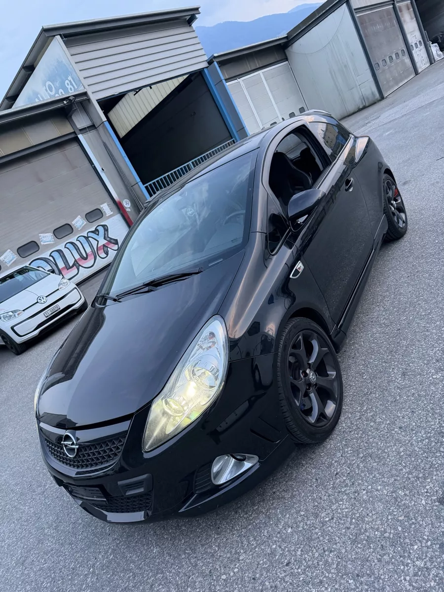 Opel Automobili: OPEL CORSA D OPC – Difettoso da Gordola venduto da sai_2bz9 3
