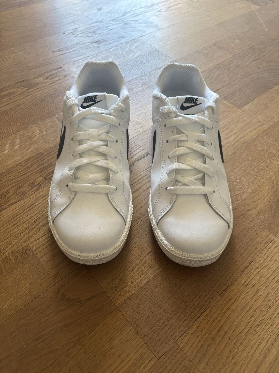 Nike Herrenschuhe: Nike Sneakers Größe 41 – Gebraucht aus Küttigen von Hedimia 5