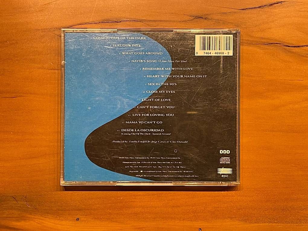 CD: Gloria Estefan CD: Into the Light – Usato da Volketswil venduto da doughboy 2