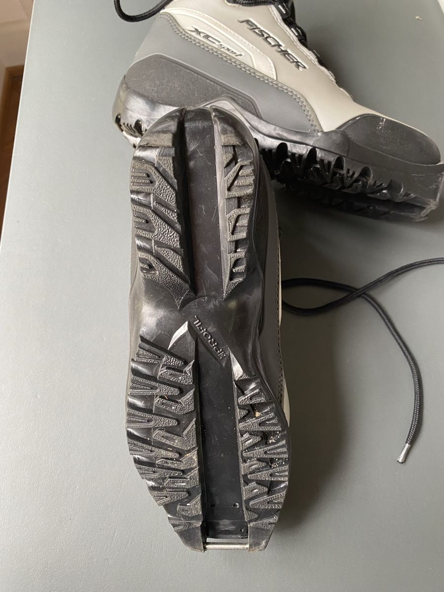 Fischer Scarpe da uomo: Langlauf Schuhe Fischer Gr 37 – Usato da Basel venduto da orki07 3