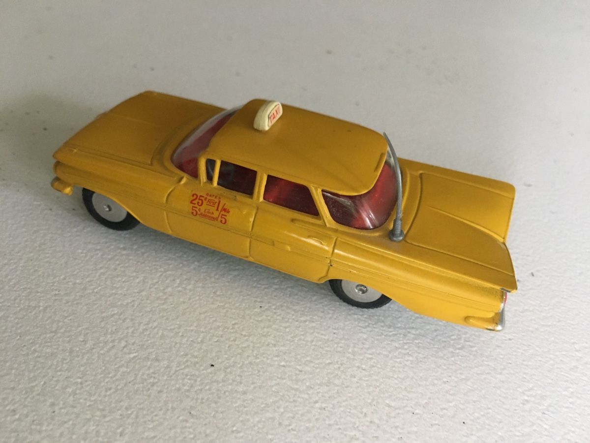 Corgi Toys Modellautos: Corgi Chevrolet Impala Taxi – Gebraucht aus Grellingen von Toyhamster 1