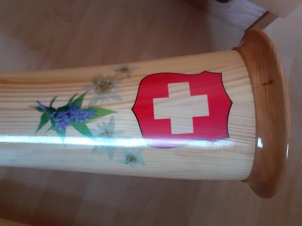 Strumenti musicali: Österreicher Alphorn – Usato da Bonaduz venduto da sus_s7sf 1