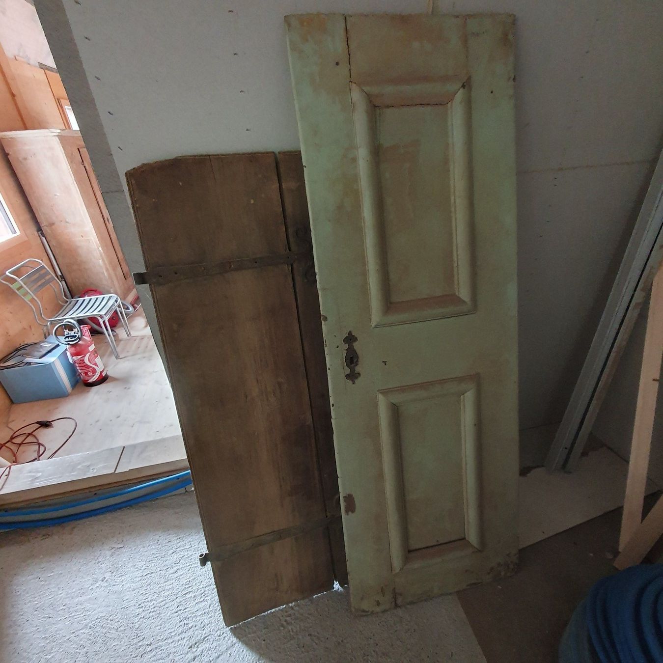 Articoli in legno: Altholz – Usato da Ittigen venduto da jea_285k 2