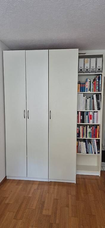 Ikea Schränke: Schrank plus Bücherregal, 3 teilig, IKEA – Gebraucht aus Luzern von Rroolf